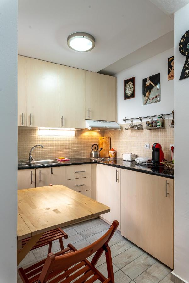 Great 35 Sq M Studio On 1St Floor In Bohemian Psyri In Athens' Historic Center-In Vivo Apartments Dış mekan fotoğraf