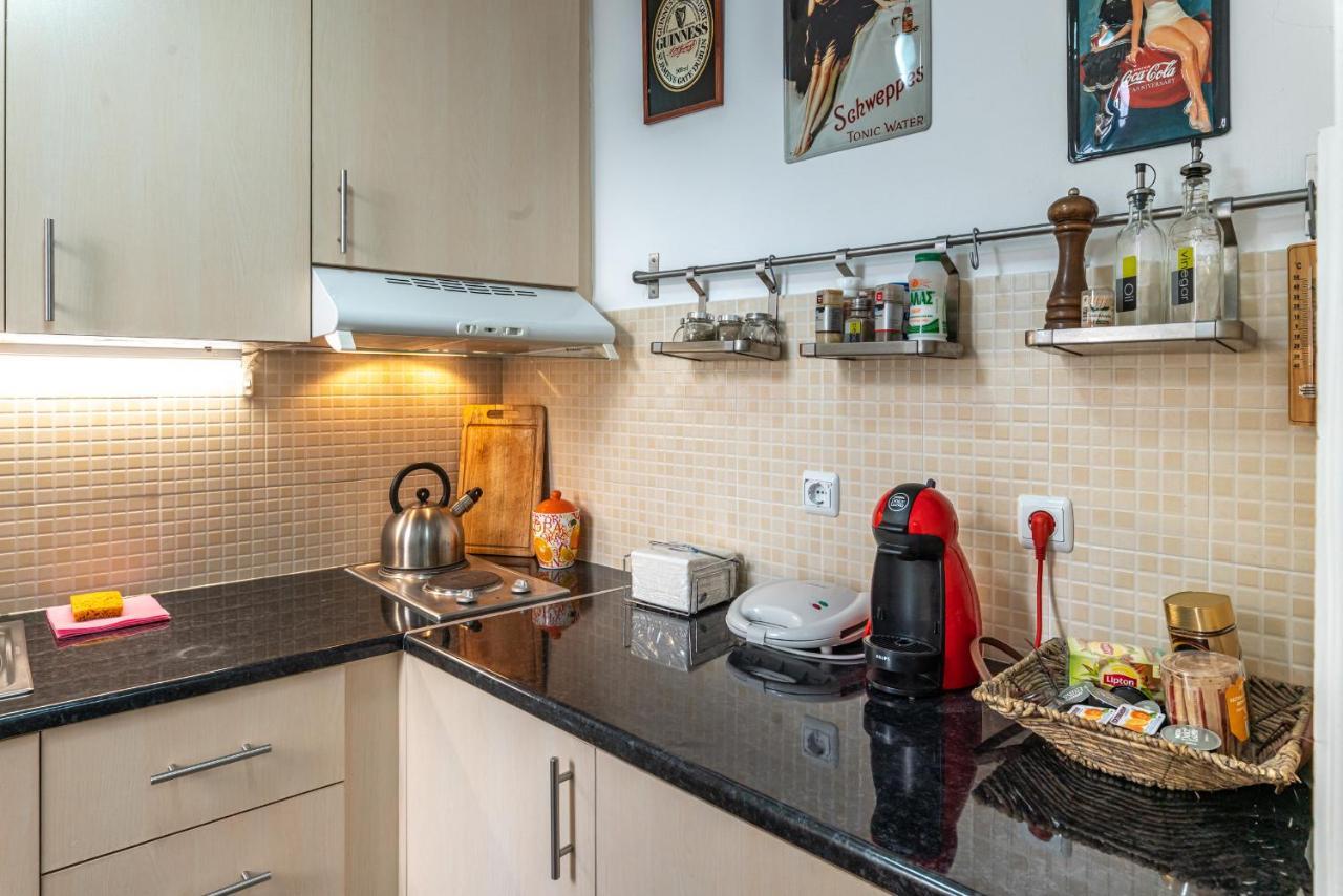 Great 35 Sq M Studio On 1St Floor In Bohemian Psyri In Athens' Historic Center-In Vivo Apartments Dış mekan fotoğraf