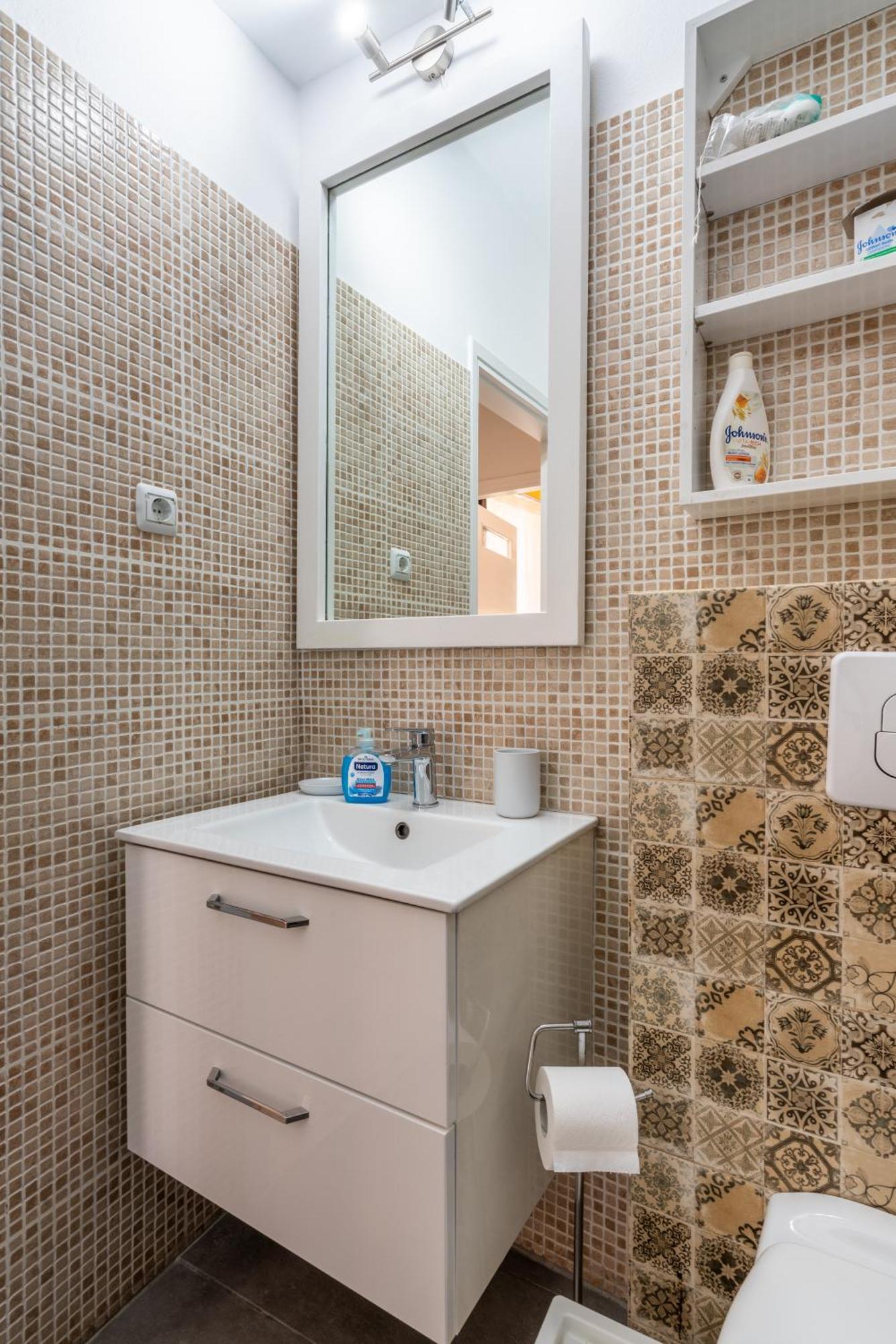Great 35 Sq M Studio On 1St Floor In Bohemian Psyri In Athens' Historic Center-In Vivo Apartments Dış mekan fotoğraf