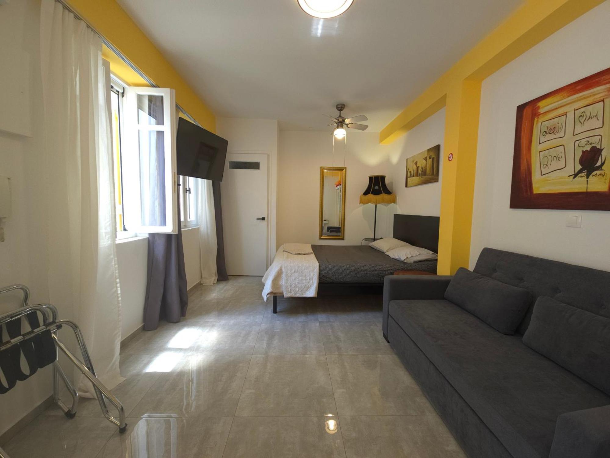 Great 35 Sq M Studio On 1St Floor In Bohemian Psyri In Athens' Historic Center-In Vivo Apartments Dış mekan fotoğraf